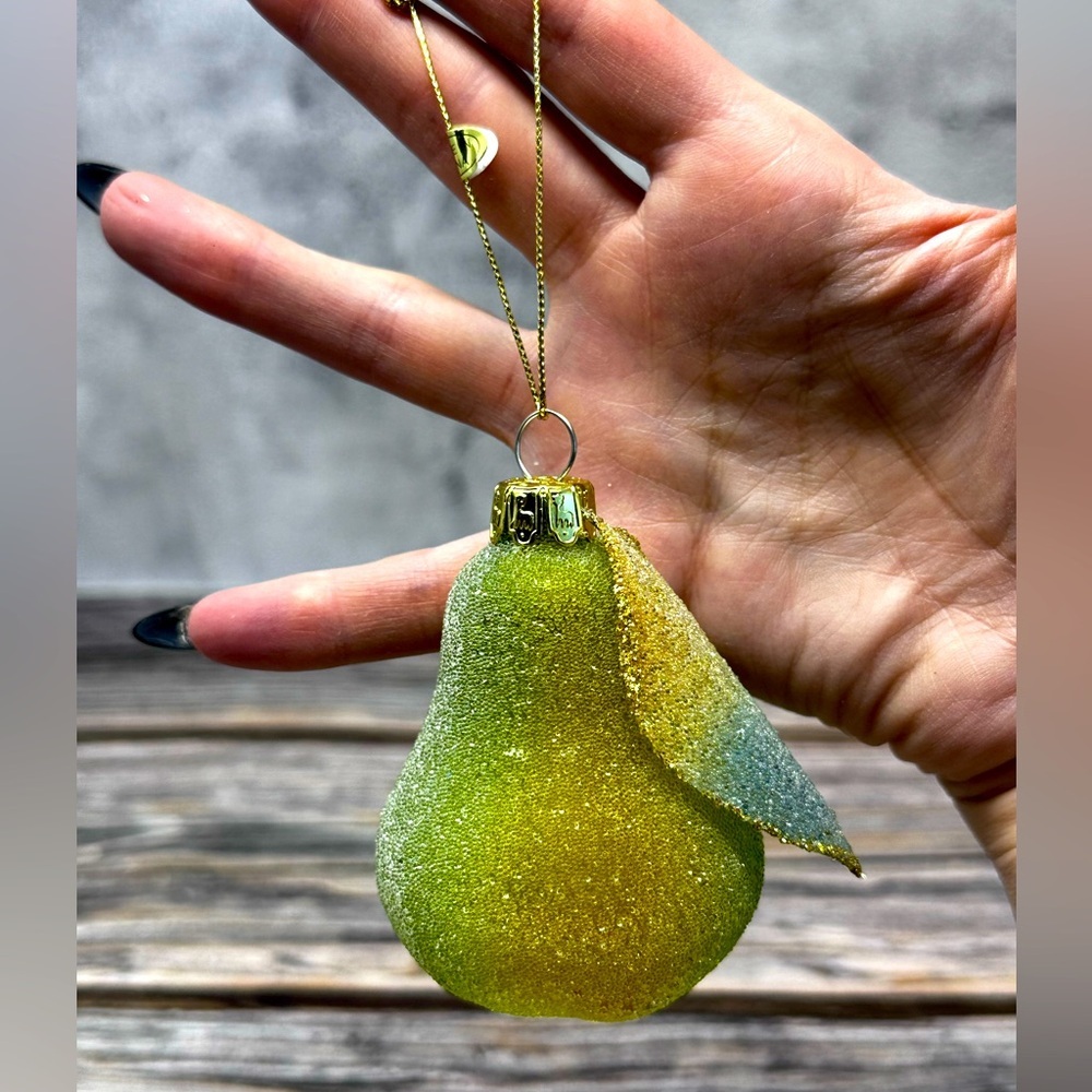Glass Pear Ornament - Christmas Tree Decoration NWT - Picture 1 of 7